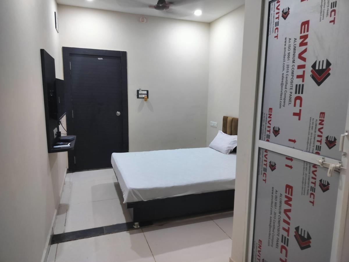 Satkar Home Stay Ujjain Exterior photo