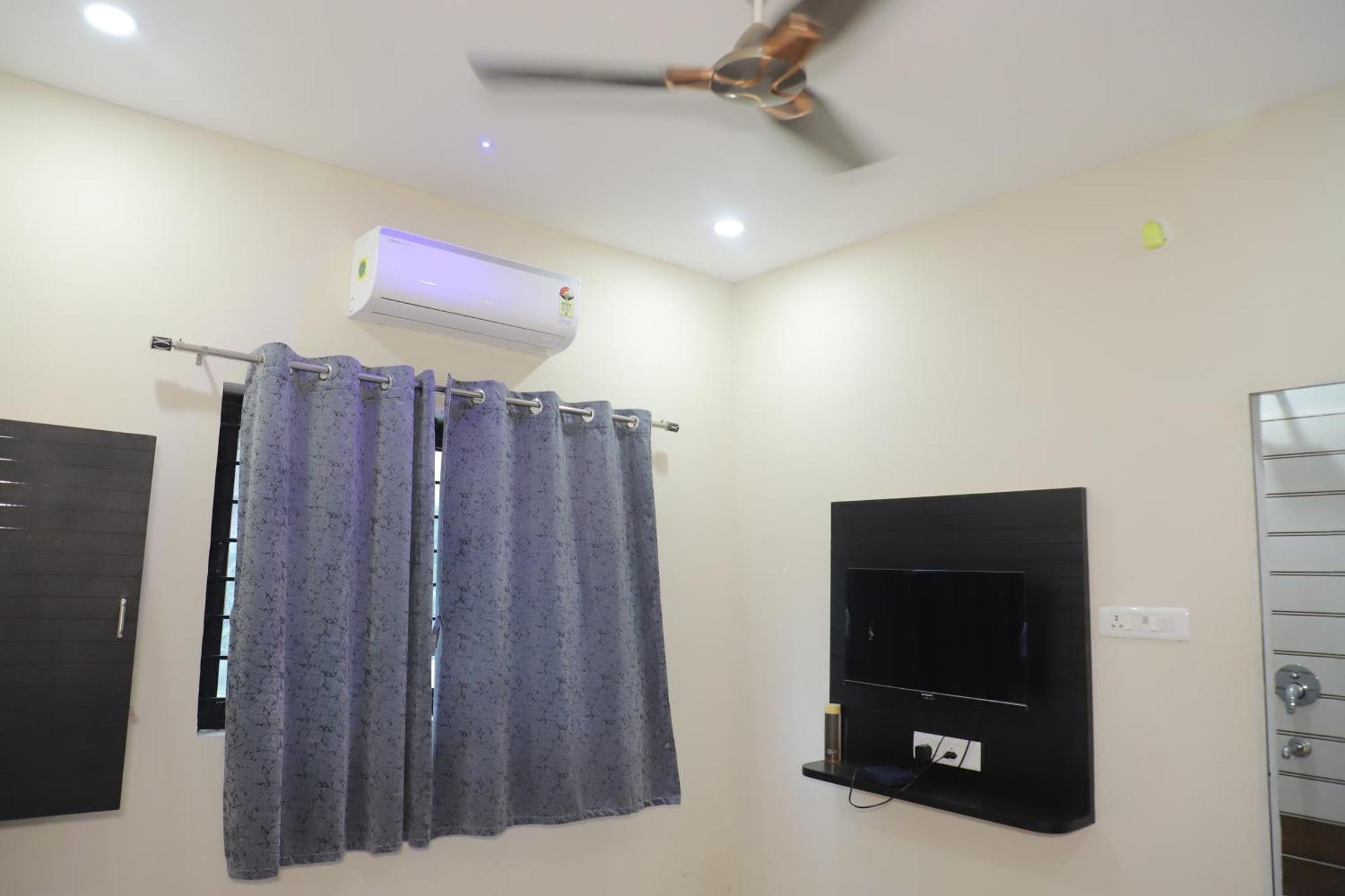 Satkar Home Stay Ujjain Exterior photo
